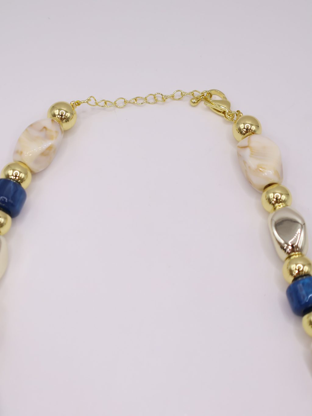 COLLAR 137