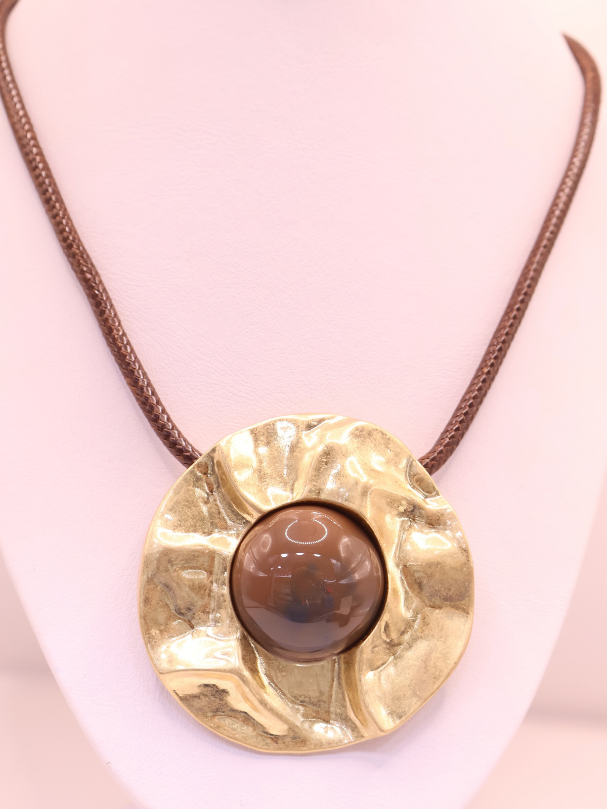 COLLAR 109