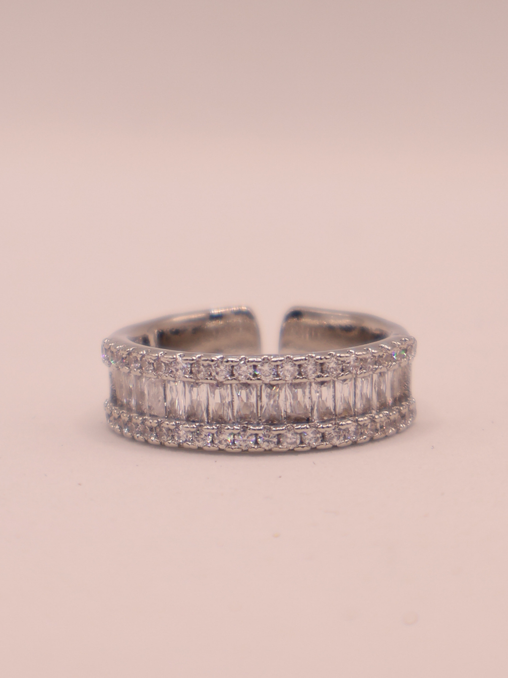 Anillo LECCE