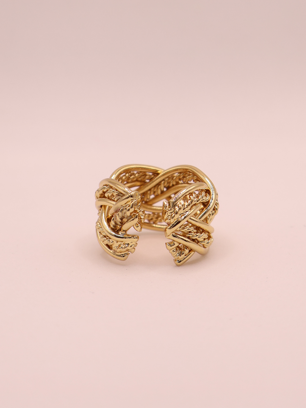 Anillo Zarel