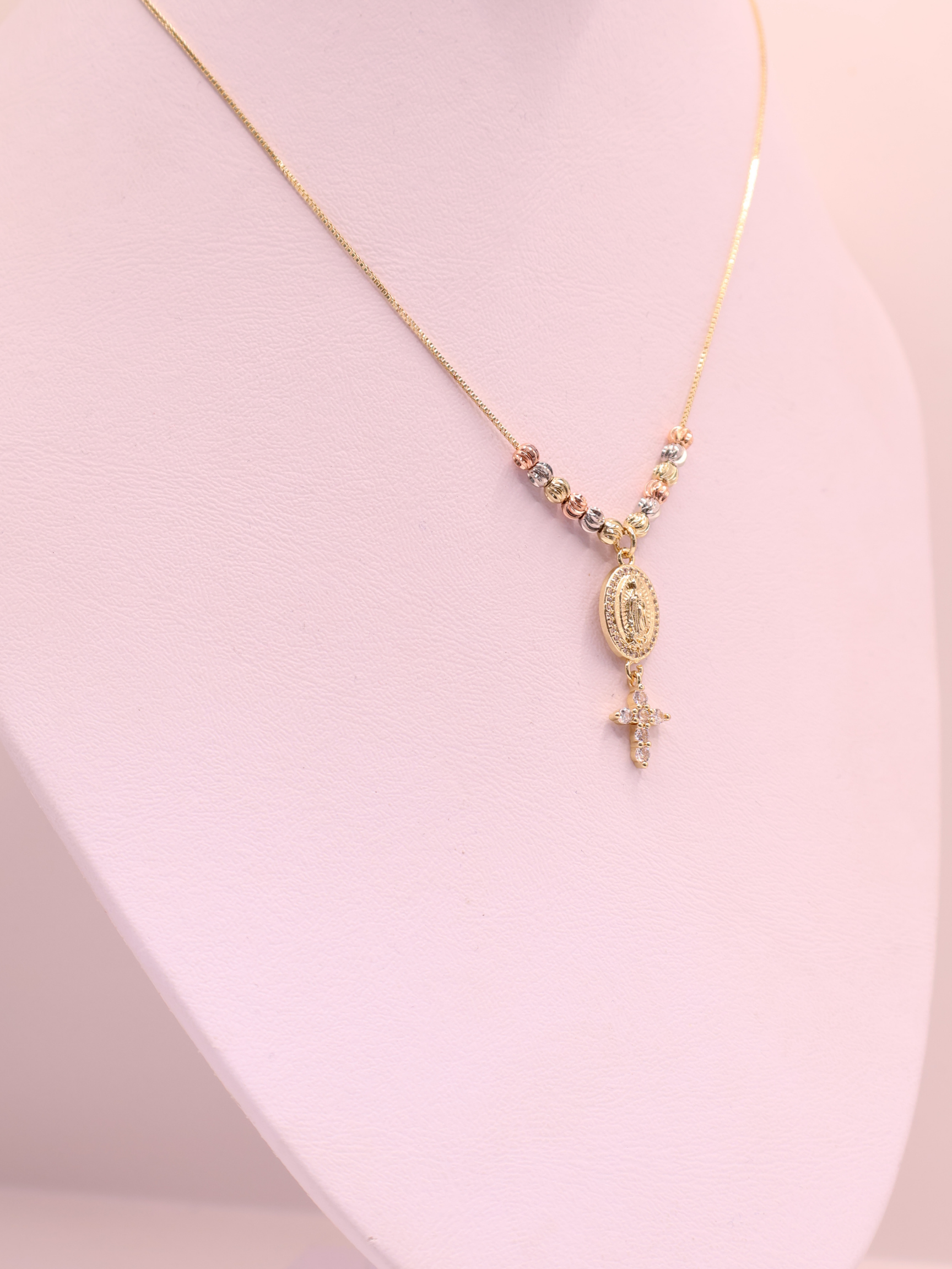COLLAR MARIEL