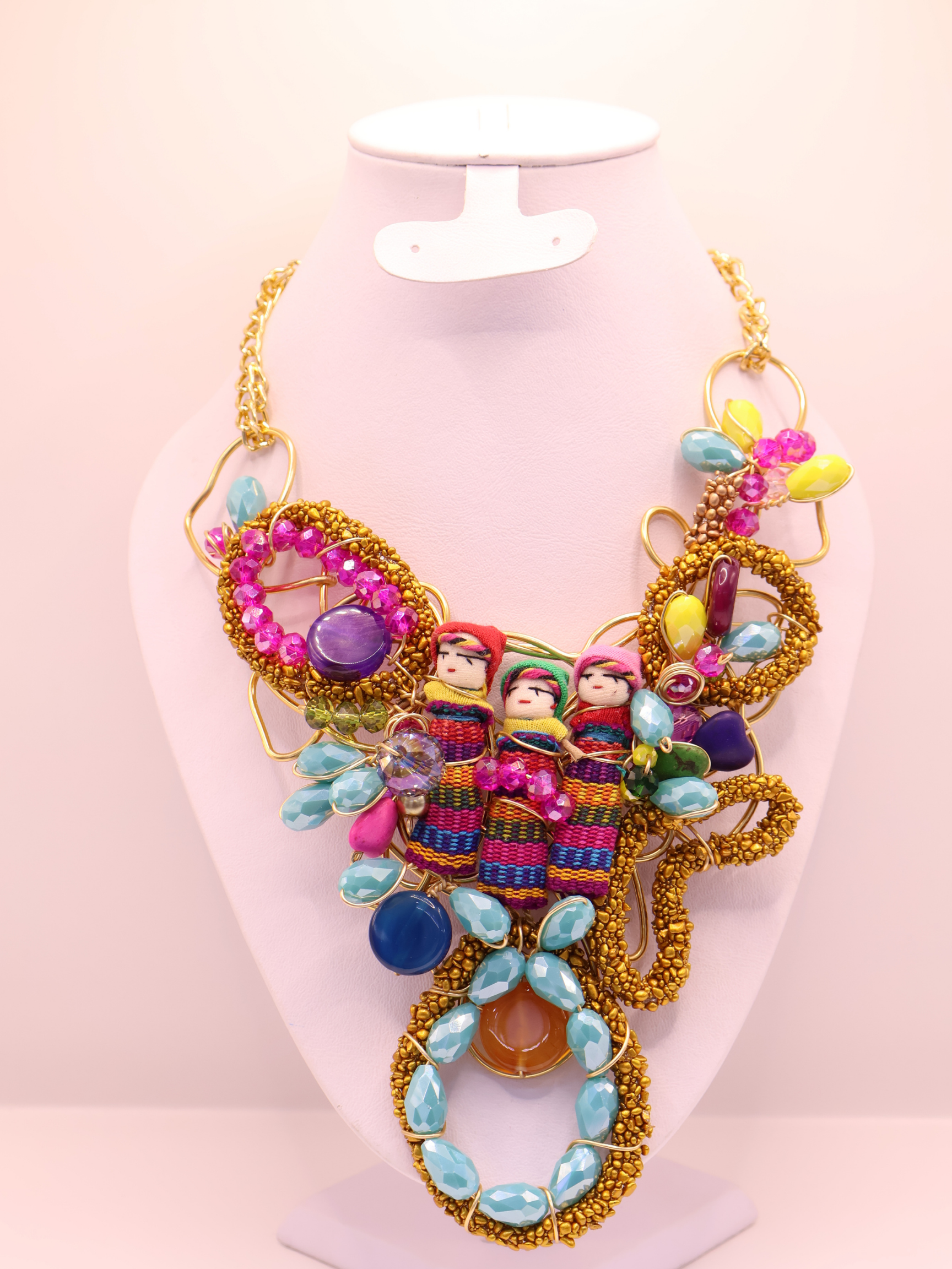 COLLAR ÚNICO 62