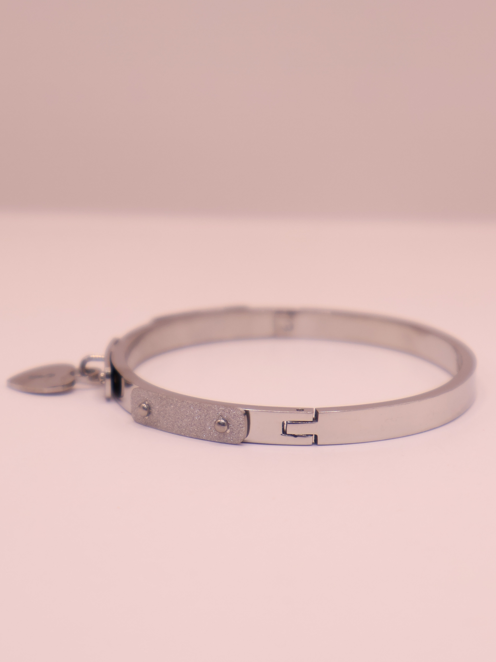 PULSERA 18