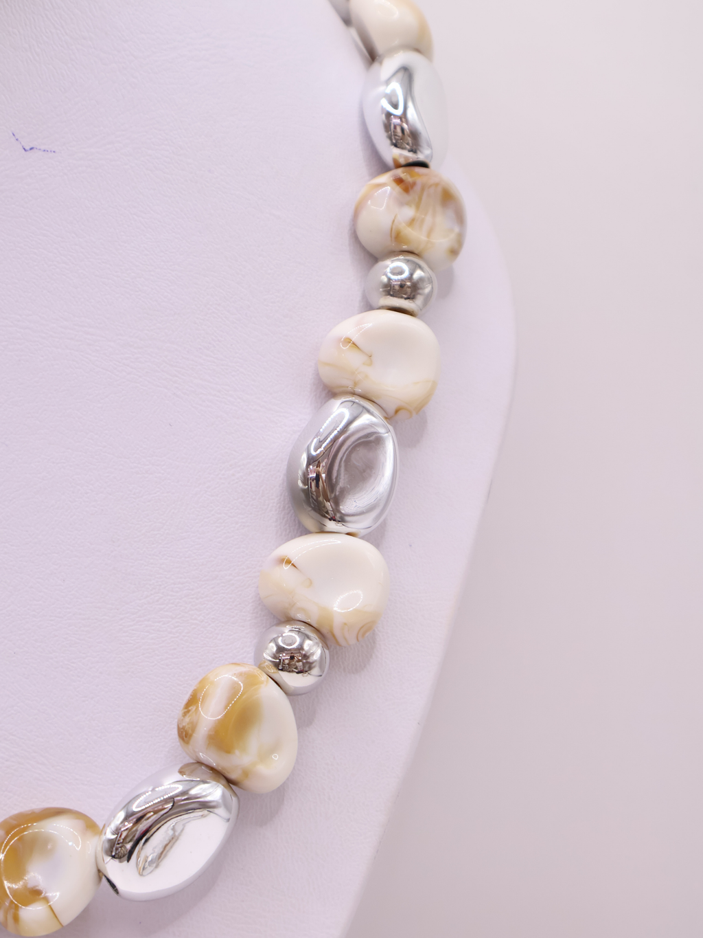 COLLAR 141