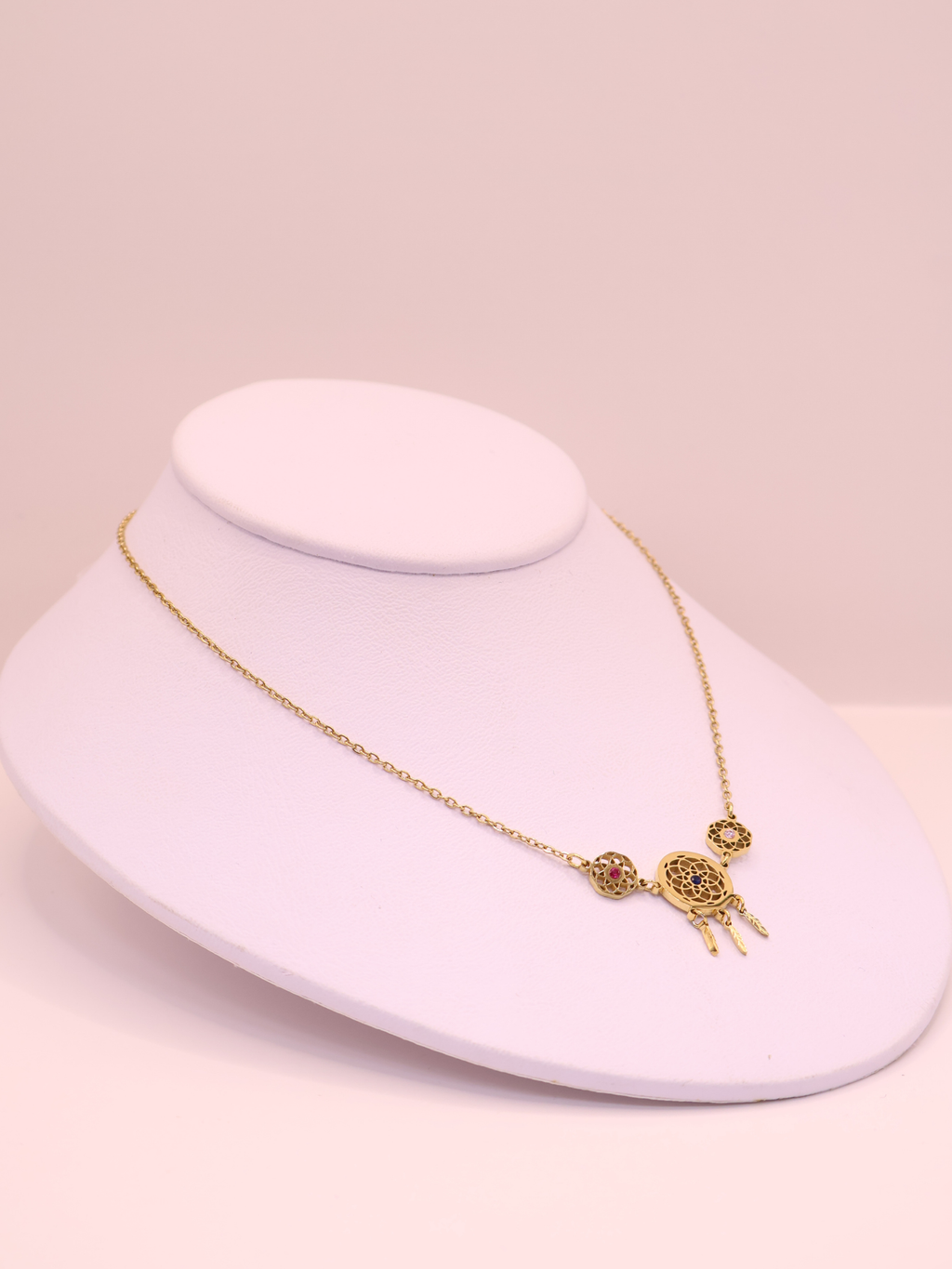 COLLAR 18