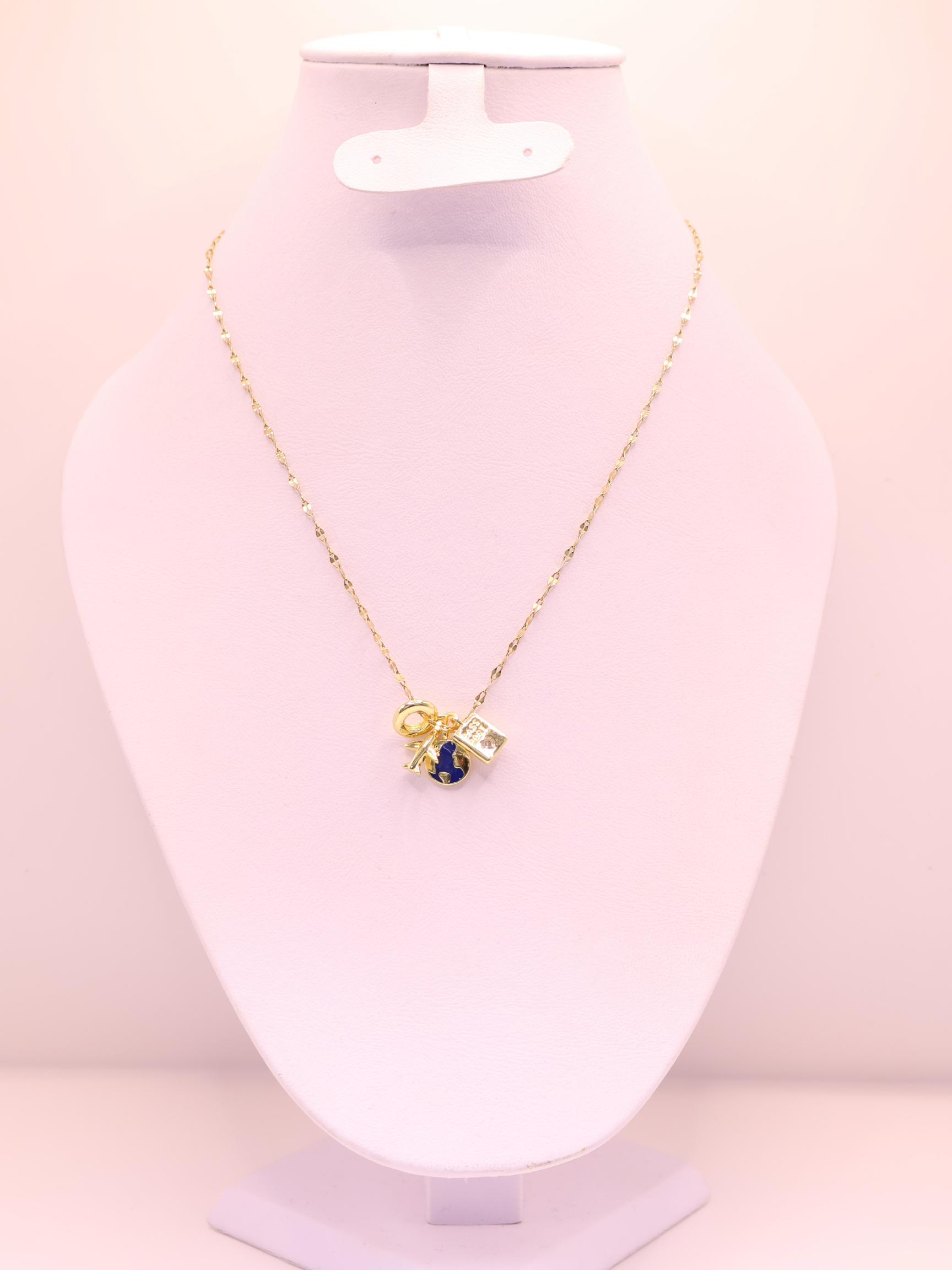 COLLAR VIRENA