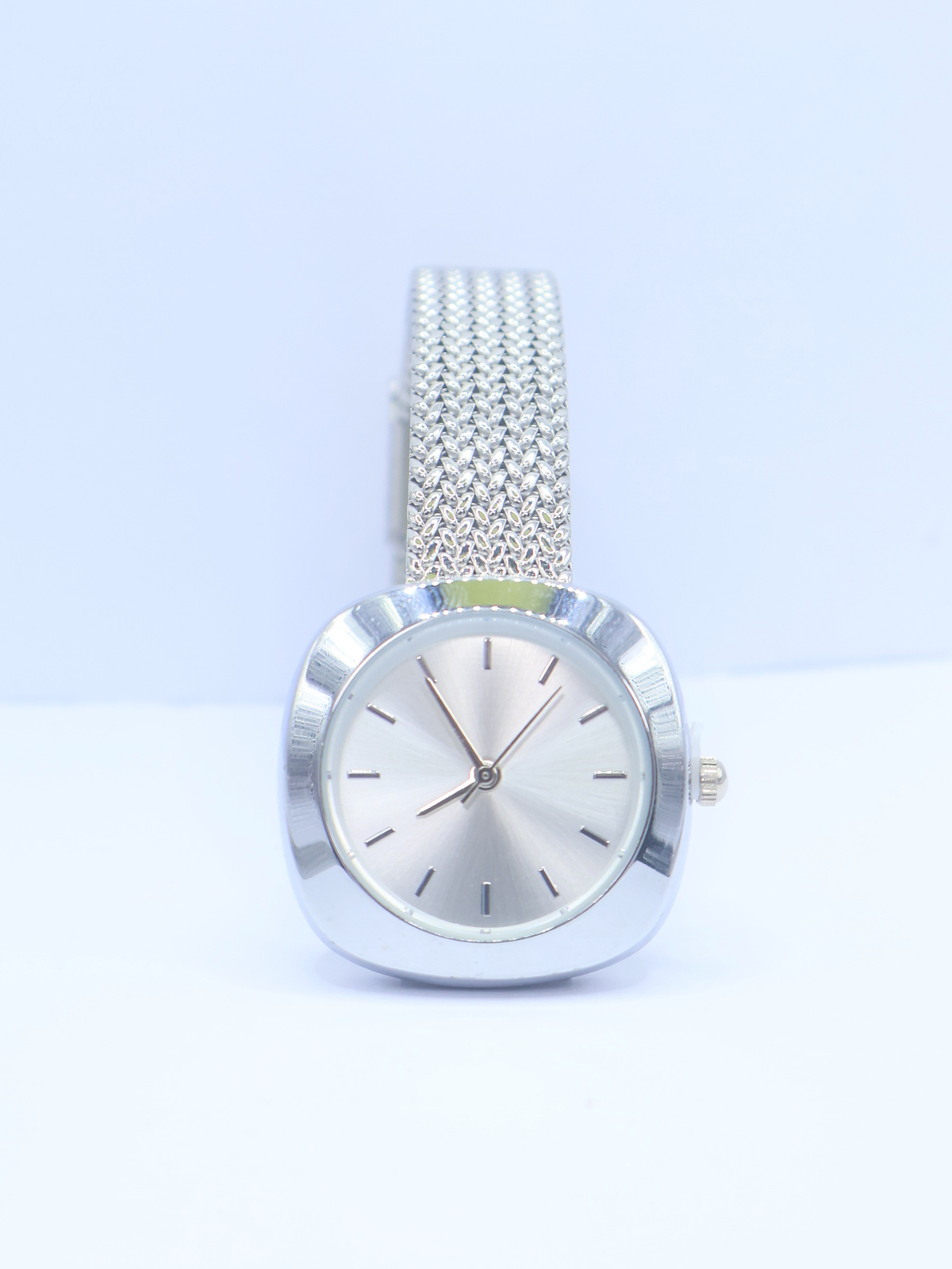 RELOJ 47