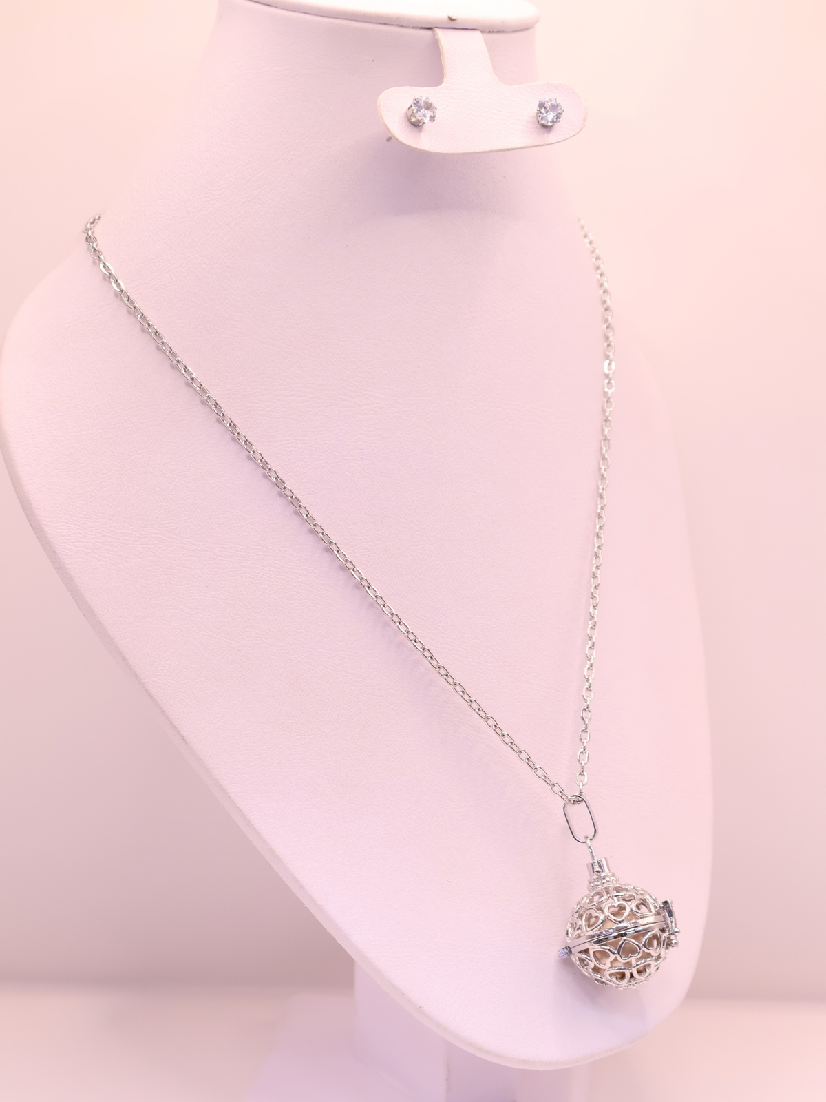 COLLAR LLAMADOR DE ÁNGEL 124