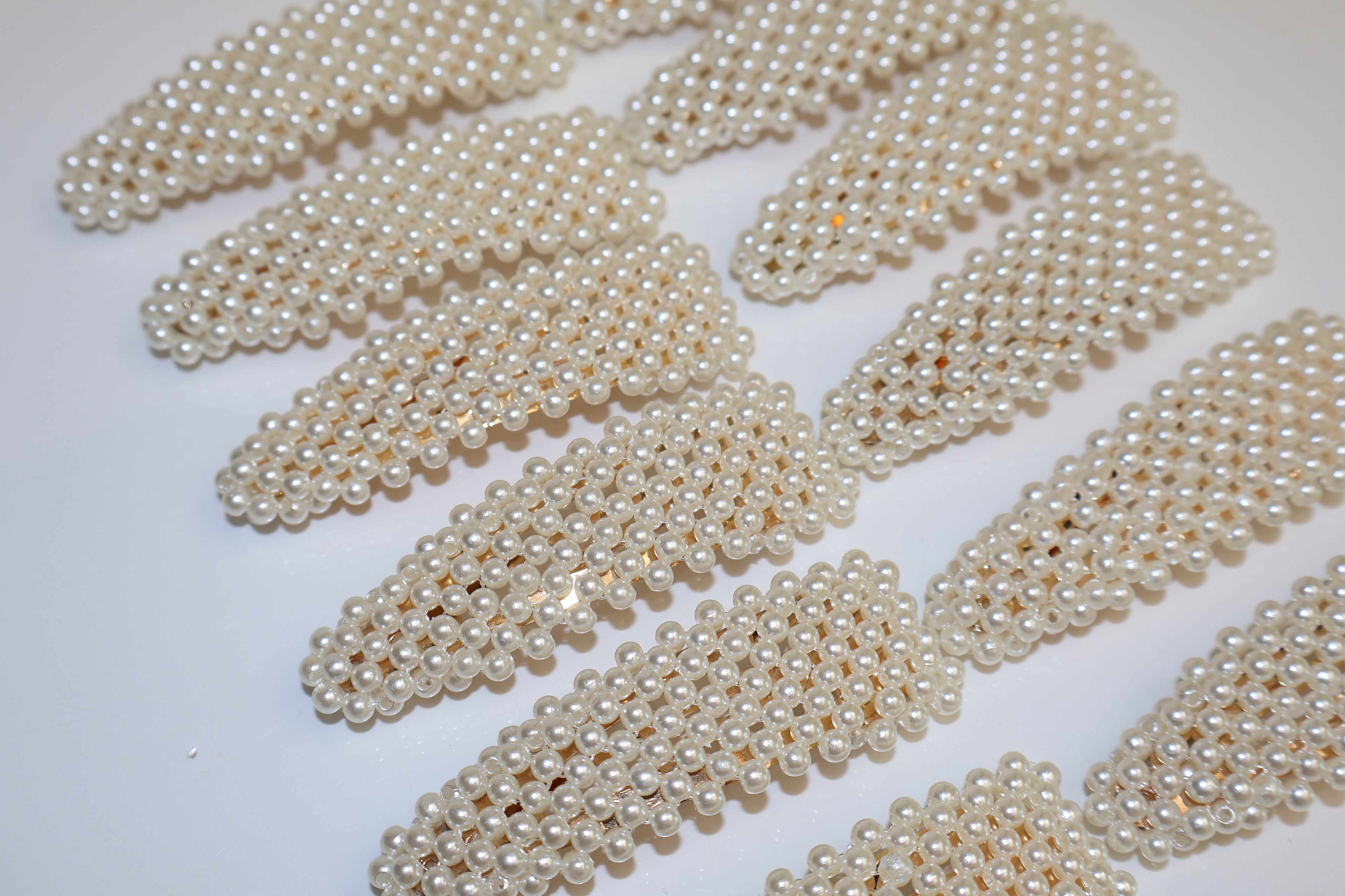 Docena Clip Perlas Vintage