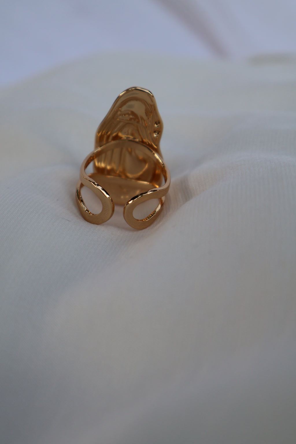 Anillo Imperia